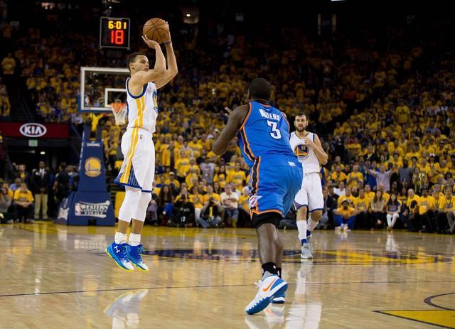 曼联显得有 曼联显得有