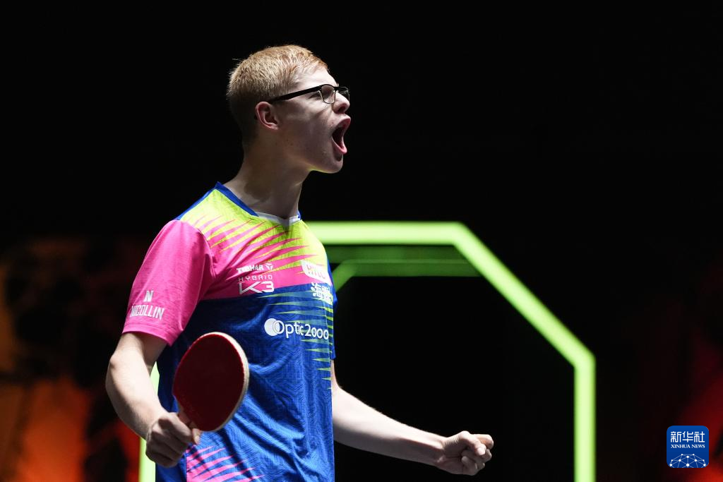 里夫斯33 里夫斯33