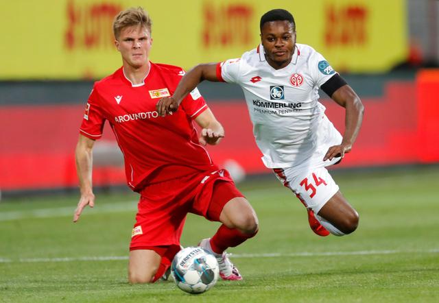 盯人短暂走 盯人短暂走